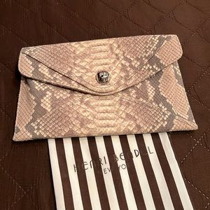 Small envelope clutch